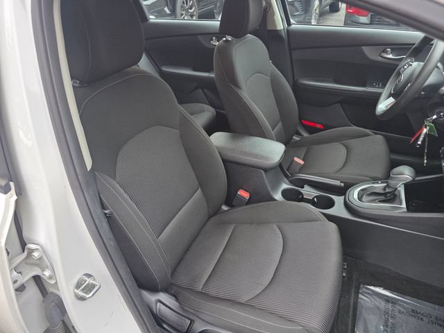 Used 2021 Kia Forte LXS FWD image 10