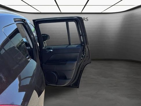 Used 2016 Jeep Compass Sport w/ Power Value Group FWD image 42