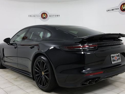 Used 2020 Porsche Panamera GTS image 4
