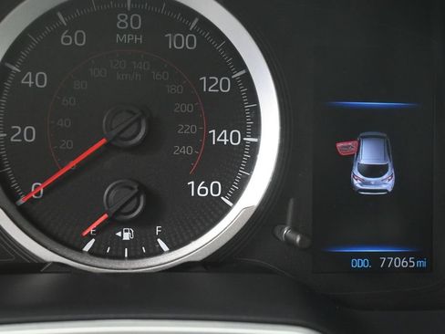 Used 2022 Toyota Corolla SE FWD image 11