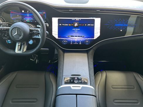 New 2025 Mercedes-Benz EQE AMG 4MATIC SUV image 8
