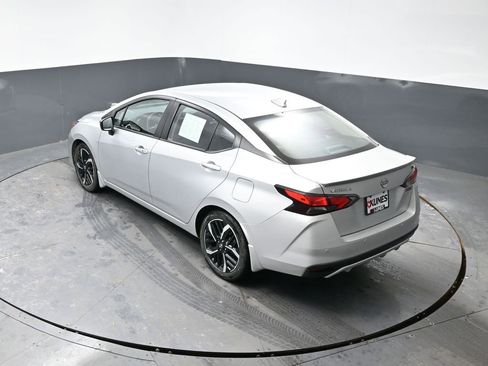 Used 2023 Nissan Versa SR w/ Trunk Package image 45