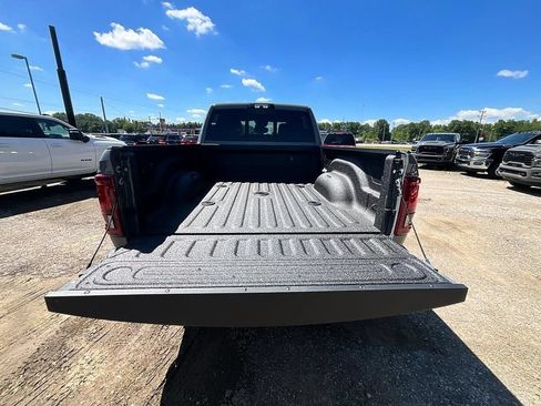 New 2026 RAM 3500 Big Horn AWD/4WD image 7
