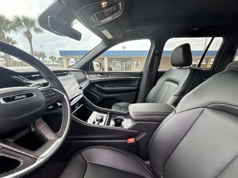 New 2026 Jeep Grand Cherokee Limited image 10