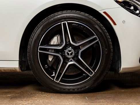 Used 2021 Mercedes-Benz E 450 4MATIC Sedan image 11