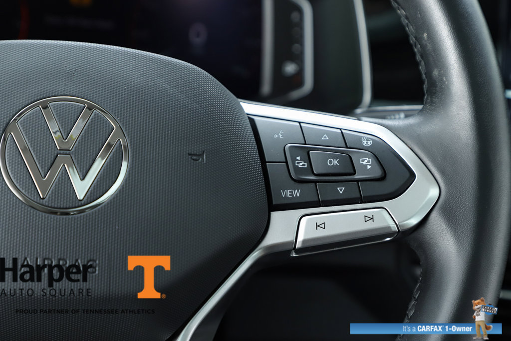 Used 2025 Volkswagen Jetta SEL FWD image 22