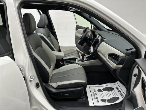 Used 2025 Subaru Forester Limited image 22