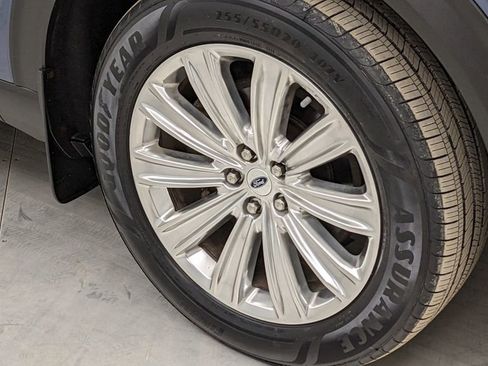 Certified 2021 Ford Explorer Limited image 5