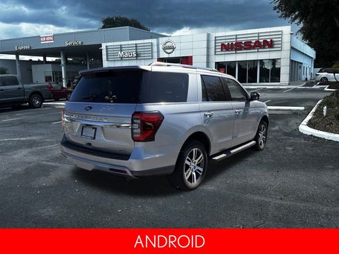 Used 2024 Ford Expedition Limited image 4