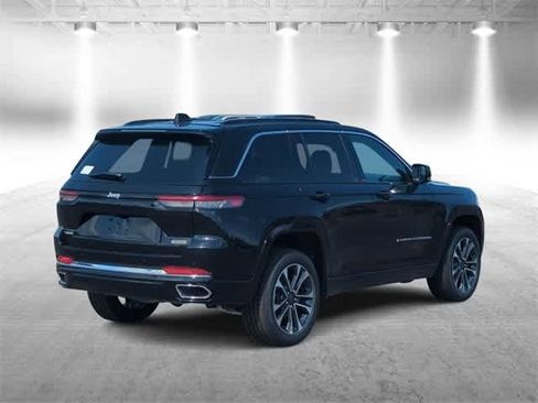 New 2025 Jeep Grand Cherokee Overland w/ Trailer Tow Package image 8