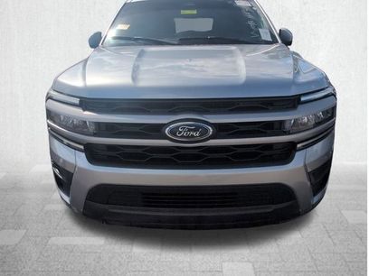 Used 2023 Ford Expedition XLT