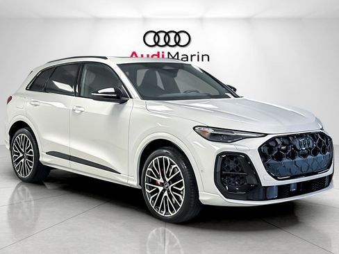 New 2025 Audi SQ5 Premium Plus image 7