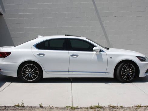 Used 2014 Lexus LS 460 AWD w/ F Sport Package image 8