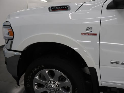 Used 2022 RAM 2500 Laramie AWD/4WD image 35