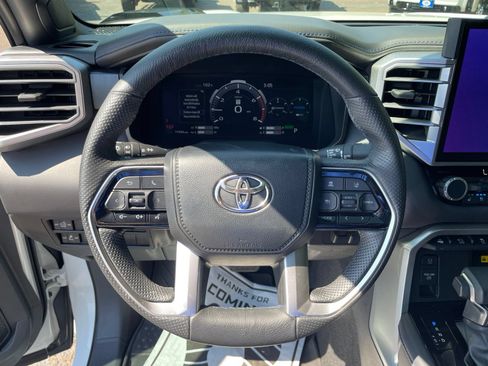 Used 2024 Toyota Tundra Platinum AWD/4WD image 21