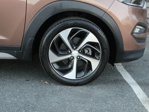 Used 2017 Hyundai Tucson Sport image 36