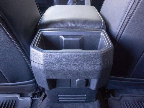 Used 2025 Toyota Tacoma SR5 image 19