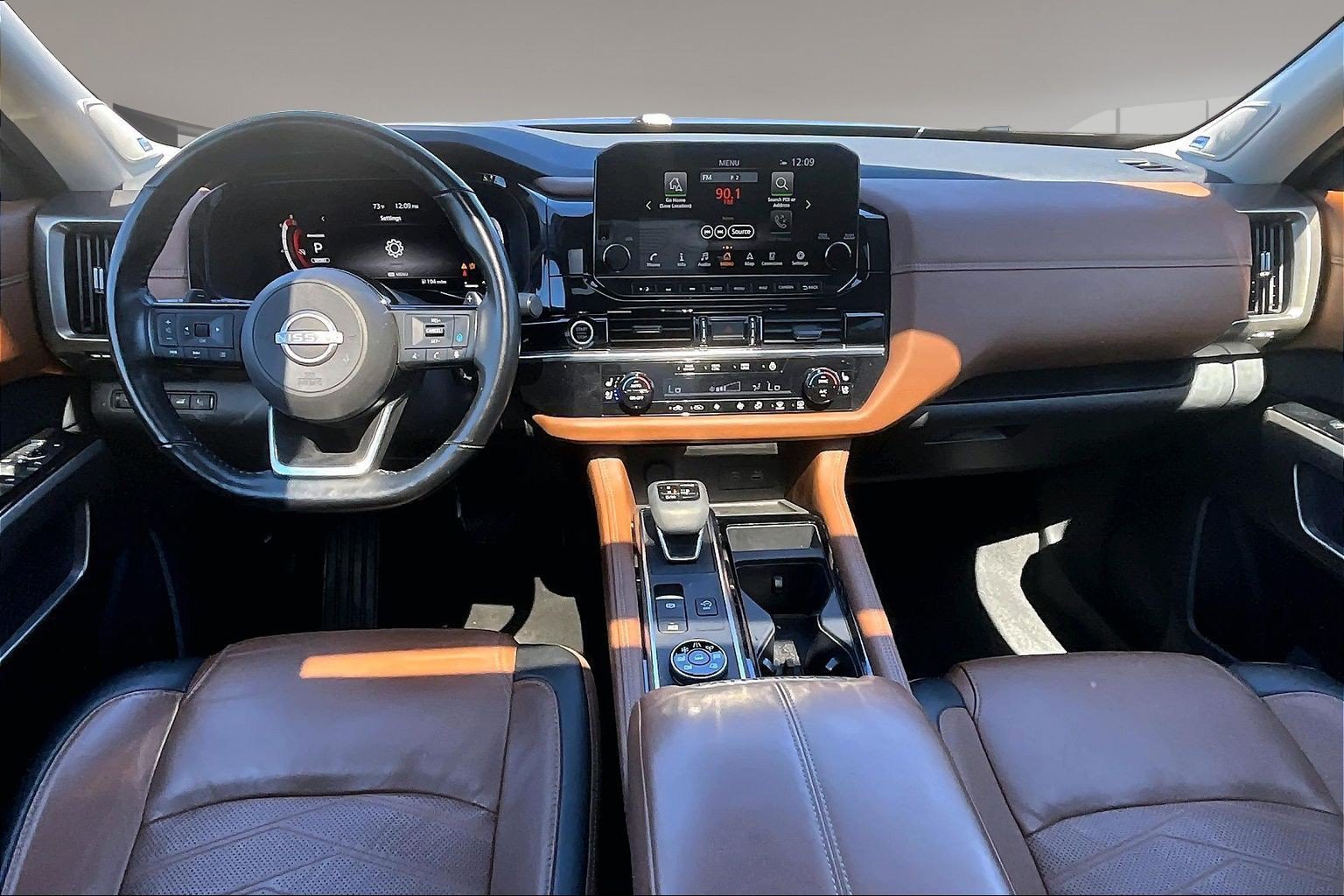 Used 2023 Nissan Pathfinder Platinum AWD/4WD image 8
