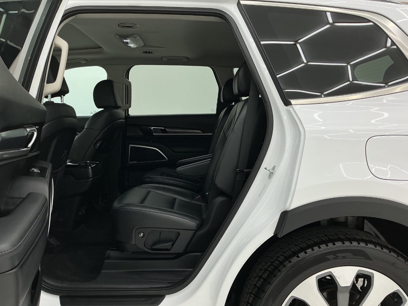 Used 2020 Kia Telluride S AWD/4WD image 20