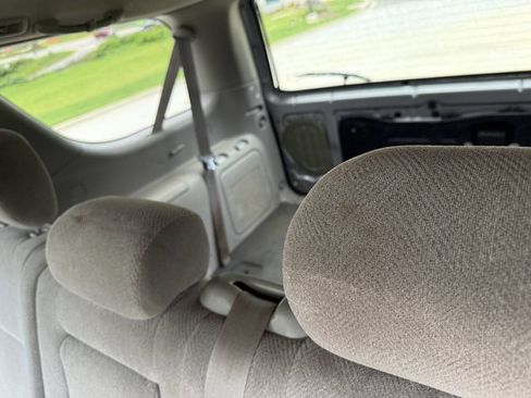 Used 2004 Toyota Sequoia SR5 image 10