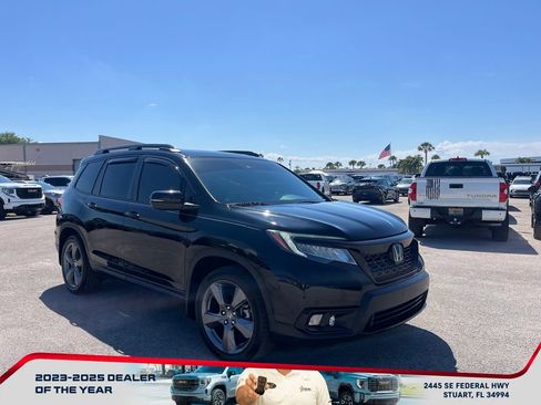 Used 2019 Honda Passport Touring image 2