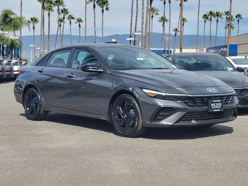 New 2026 Hyundai Elantra Sport FWD image 25