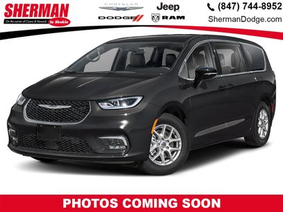 New 2026 Chrysler Pacifica Select