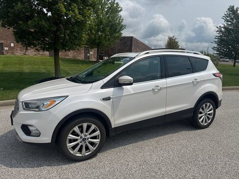 Used 2017 Ford Escape Titanium AWD/4WD image 1
