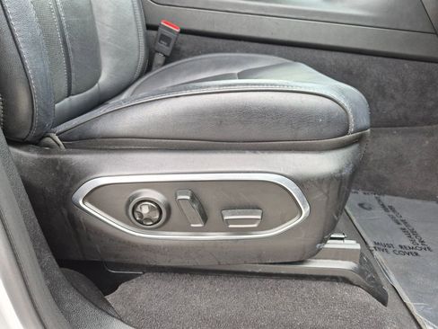 Used 2024 Jeep Wagoneer Series II w/ Flexible Seating Group AWD/4WD image 35