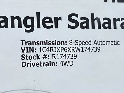 Used 2024 Jeep Wrangler Unlimited Sahara AWD/4WD image 36
