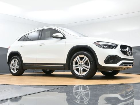 Used 2022 Mercedes-Benz GLA 250 w/ Premium Package Lite image 51