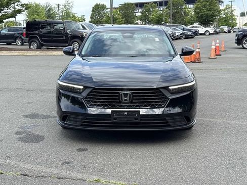 Used 2025 Honda Accord SE image 6