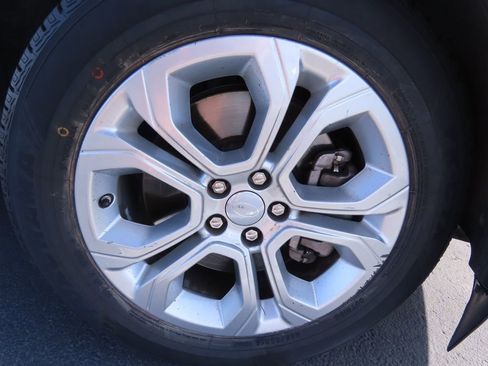 Used 2021 Land Rover Discovery Sport S image 18