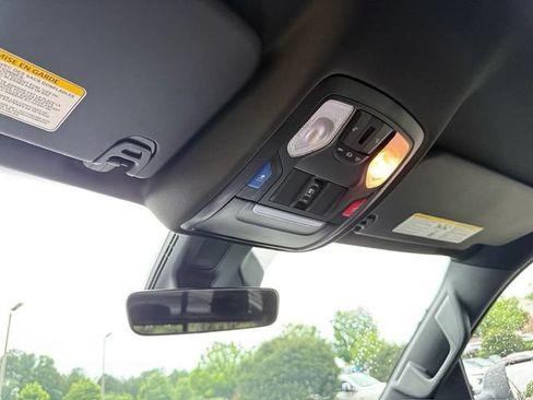 New 2026 RAM 1500 Express AWD/4WD image 17