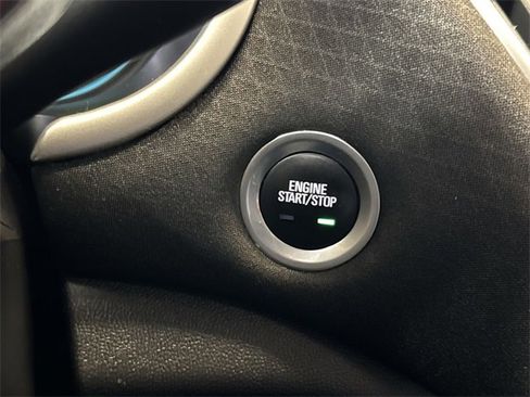 Used 2022 Chevrolet Malibu LT image 17