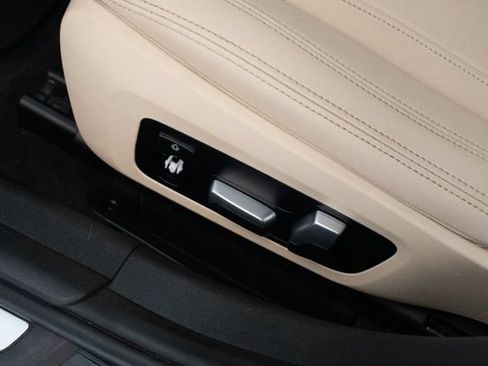 Used 2021 BMW 330i Sedan w/ Convenience Package RWD image 15