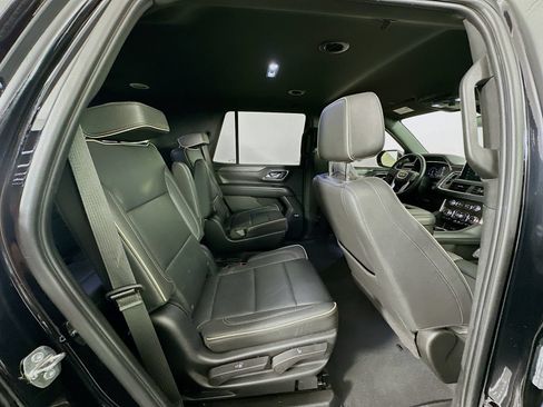 Used 2023 GMC Yukon SLT AWD/4WD image 29