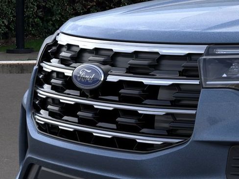 New 2026 Ford Explorer Active RWD image 17