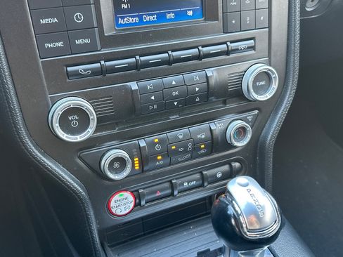 Used 2016 Ford Mustang GT RWD image 29