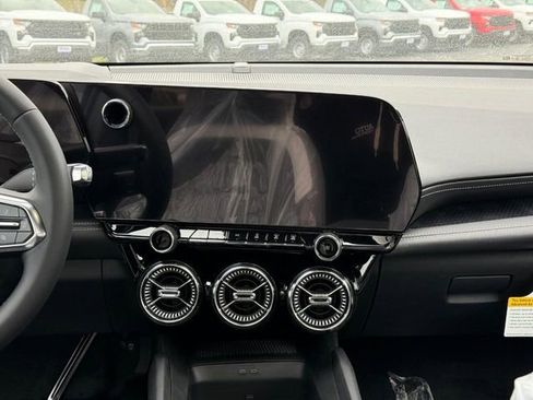 New 2026 Chevrolet Blazer EV LT FWD image 9