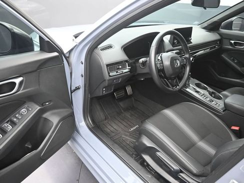 Used 2023 Honda Civic Sport image 10
