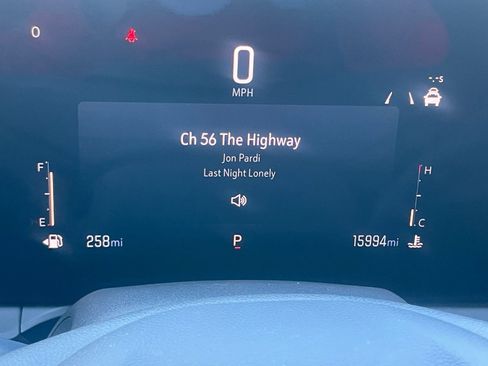 Used 2025 Buick Envista Sport Touring image 34