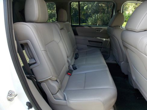 Used 2015 Honda Pilot EX-L image 10
