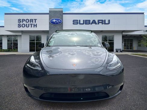 Used 2024 Tesla Model Y Long Range AWD/4WD image 9