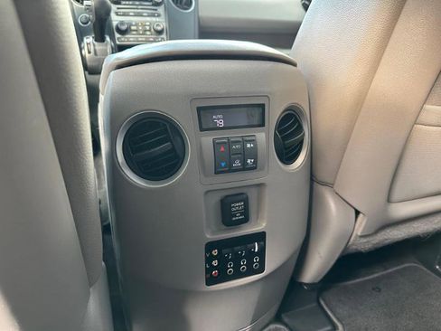 Used 2012 Honda Pilot Touring image 22