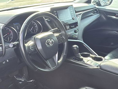 Used 2023 Toyota Camry SE image 20