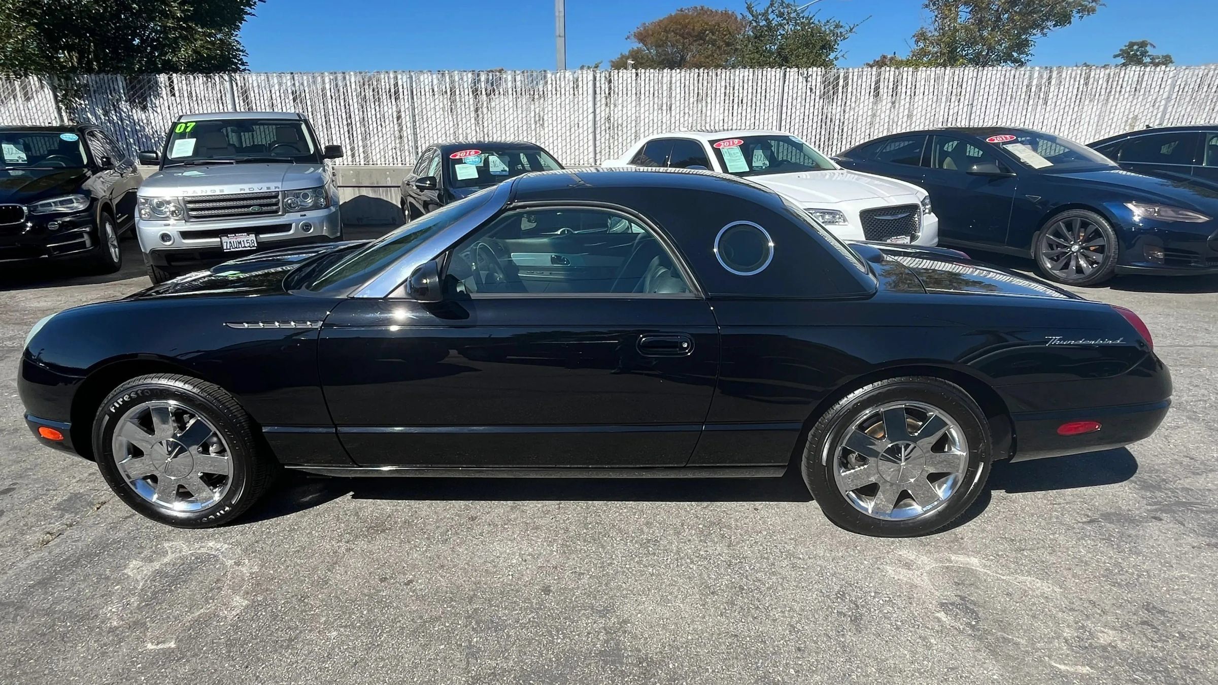 Used 2002 Ford Thunderbird RWD image 4