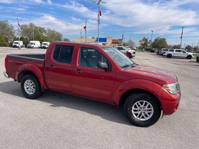 Used 2015 Nissan Frontier SV w/ SV Value Truck Package RWD image 2
