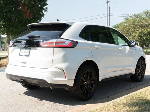 Used 2024 Ford Edge ST-Line w/ Class II Trailer Tow Package AWD/4WD image 6