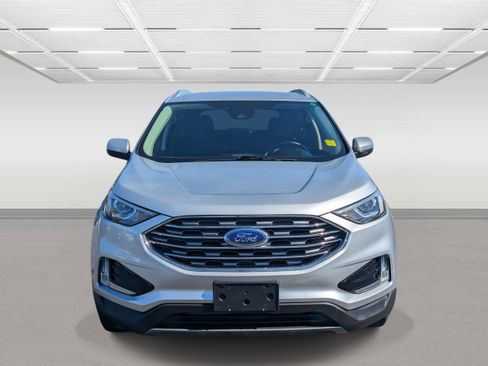 Used 2019 Ford Edge Titanium image 8